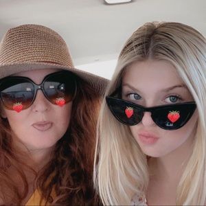 Meet your Posher, Chloe